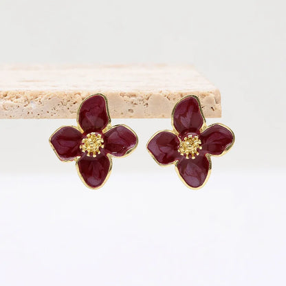 1 Pair Luxurious Sweet Artistic Petal Enamel Alloy Ear Studs