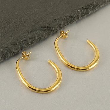 1 Pair Modern Style C Shape Plating Stainless Steel Titanium Steel 18K Gold Plated Ear Studs