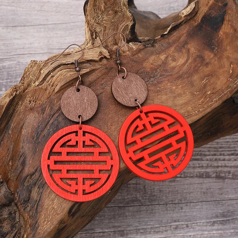 1 Pair Modern Style Chinese Character Hollow Out Wood Drop Earrings