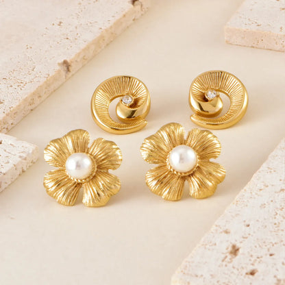 1 Pair Modern Style Classic Style Flower Plating Inlay 304 Stainless Steel Artificial Pearls Rhinestones Ear Studs