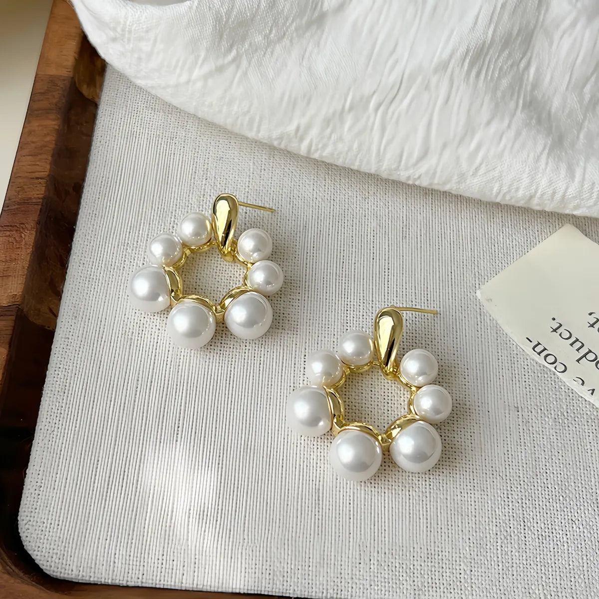 1 Pair Modern Style Classic Style Korean Style Round Inlay Copper Artificial Pearls 14K Gold Plated Drop Earrings