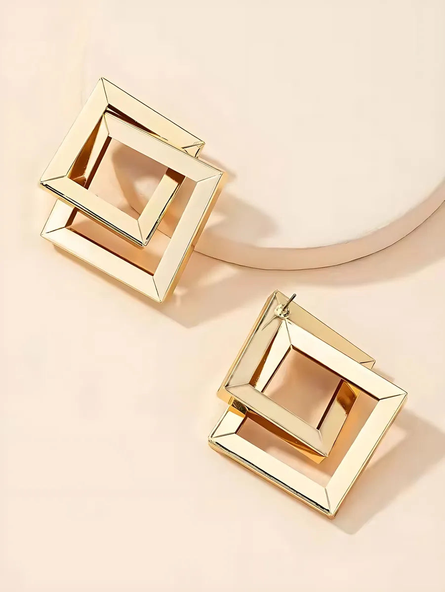 1 Pair Modern Style Classic Style Rhombus Hollow Out Iron Gold Plated Ear Studs