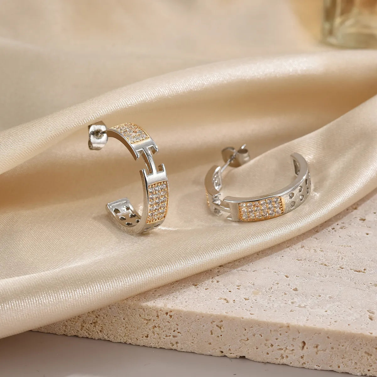 1 Pair Modern Style Cool Style C Shape Plating Inlay Copper Zircon 18k Gold Plated Ear Studs