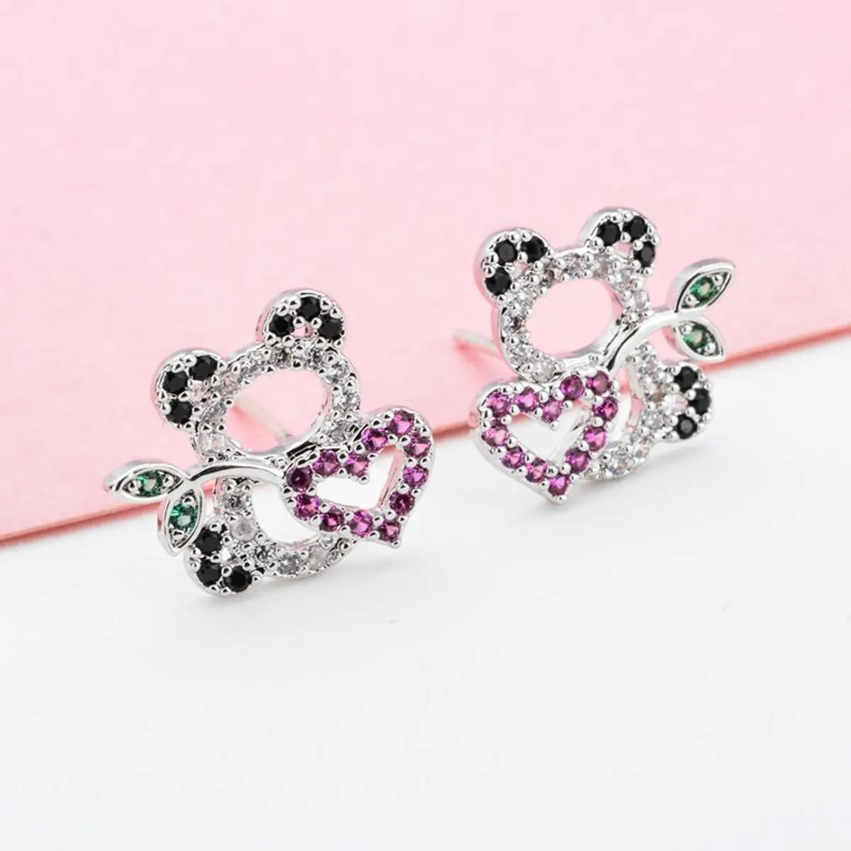 1 Pair Modern Style Panda Plating Inlay Copper Zircon White Gold Plated Ear Studs