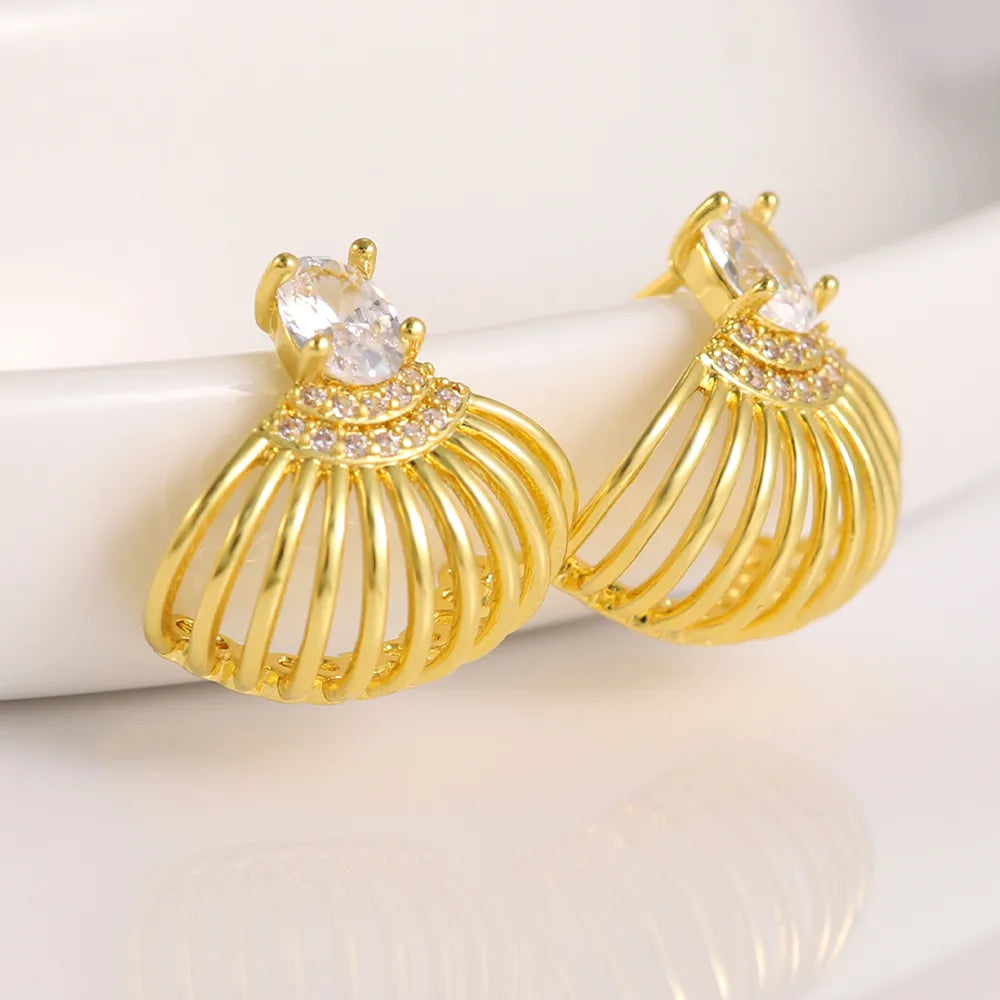 1 Pair Modern Style Shiny C Shape Lines Shell Plating Hollow Out Inlay Copper Zircon 18K Gold Plated Ear Studs