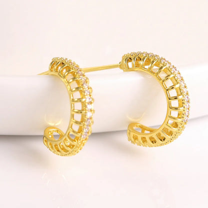 1 Pair Modern Style Shiny C Shape Lines Shell Plating Hollow Out Inlay Copper Zircon 18K Gold Plated Ear Studs