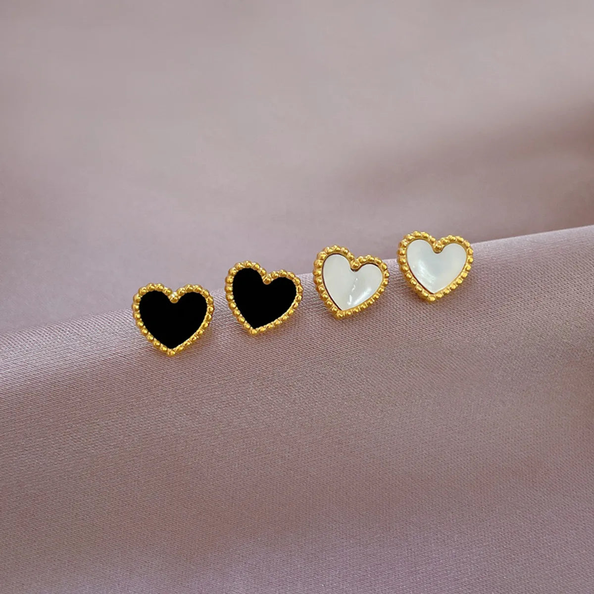 1 Pair Modern Style Simple Style Heart Shape Titanium Steel Ear Studs