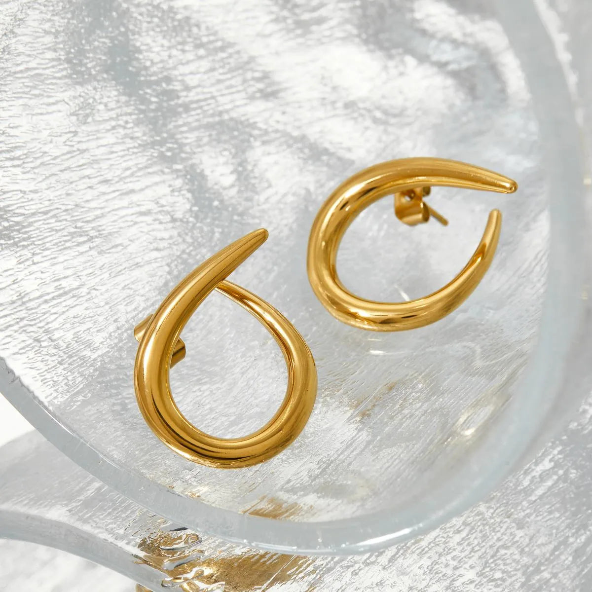 1 Pair Modern Style Simple Style Solid Color 316 Stainless Steel  16K Gold Plated White Gold Plated Gold Plated Ear Studs