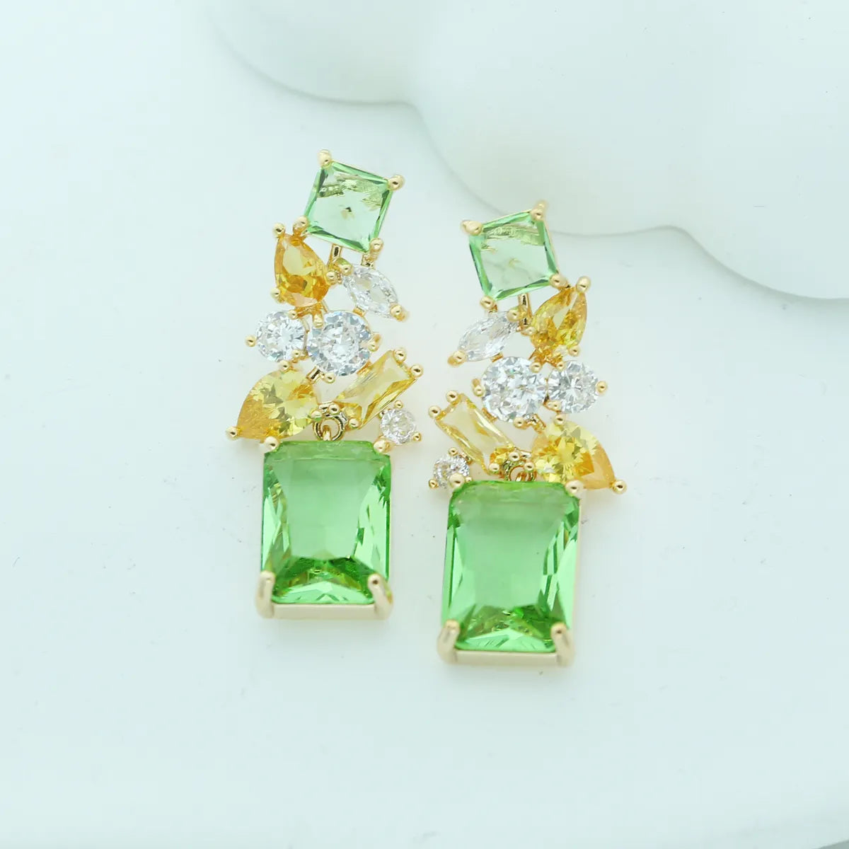 1 Pair Modern Style Square Flower Inlay Copper Zircon Drop Earrings