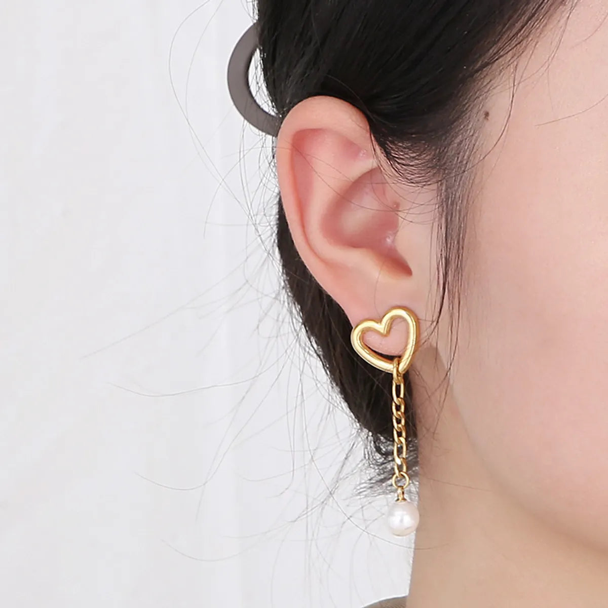 1 Pair Modern Style Streetwear Heart Shape Stainless Steel Pearl Plating Drop Earrings