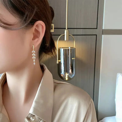 1 Pair Modern Style Tassel Plating Inlay Alloy Zircon Drop Earrings