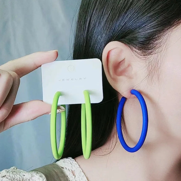 1 Pair Nordic Style Exaggerated Cool Style Round Arylic Ear Studs