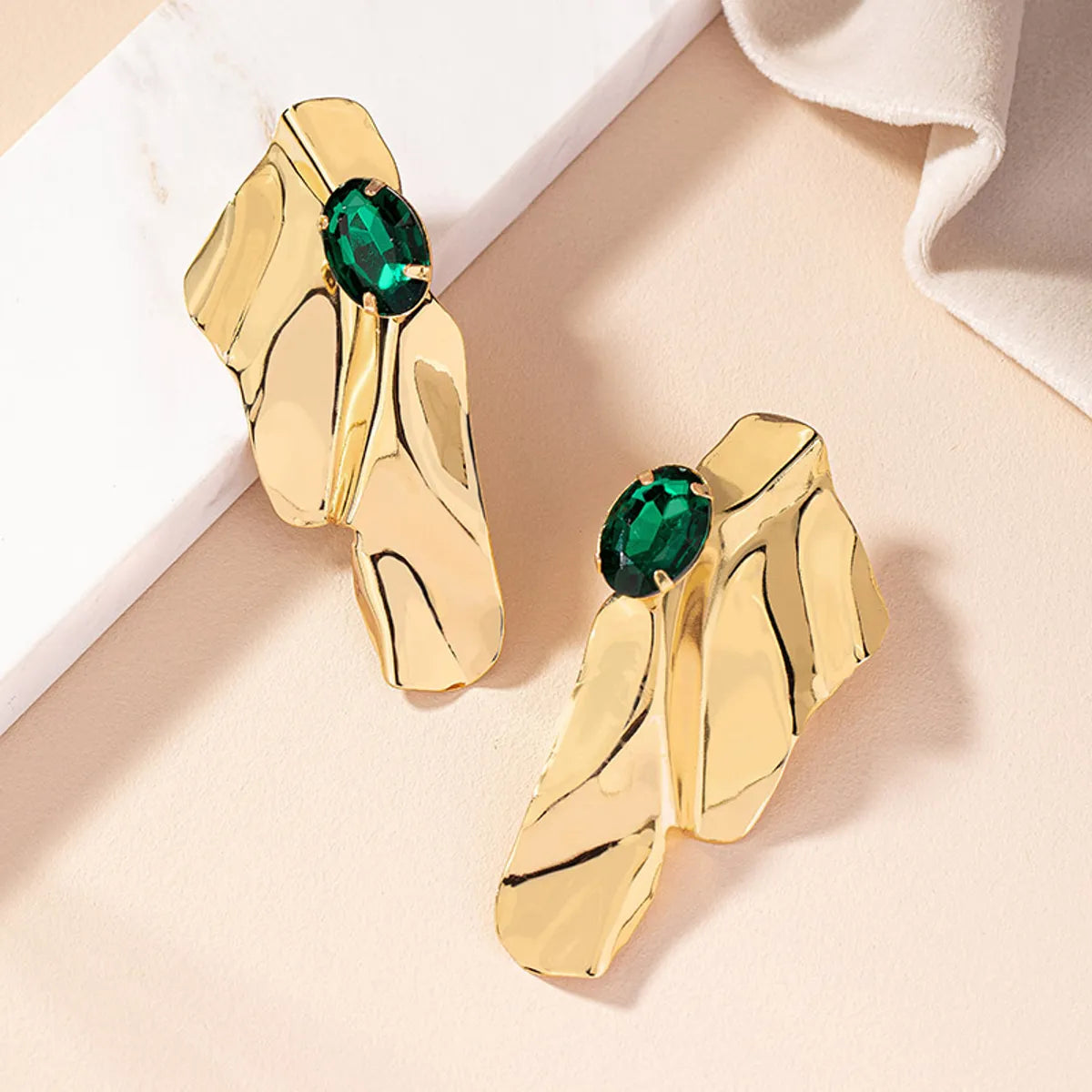 1 Pair Nordic Style Retro Exaggerated Irregular Geometric Plating Alloy Gem Gold Plated Ear Studs