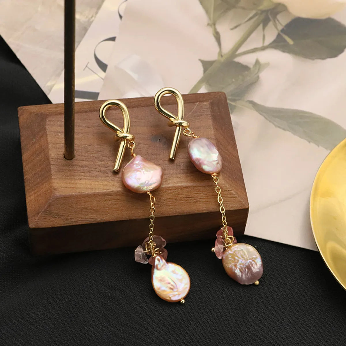 1 Pair Original Design Geometric Plating Freshwater Pearl Mixed Materials 18k Gold Plated Drop Earrings