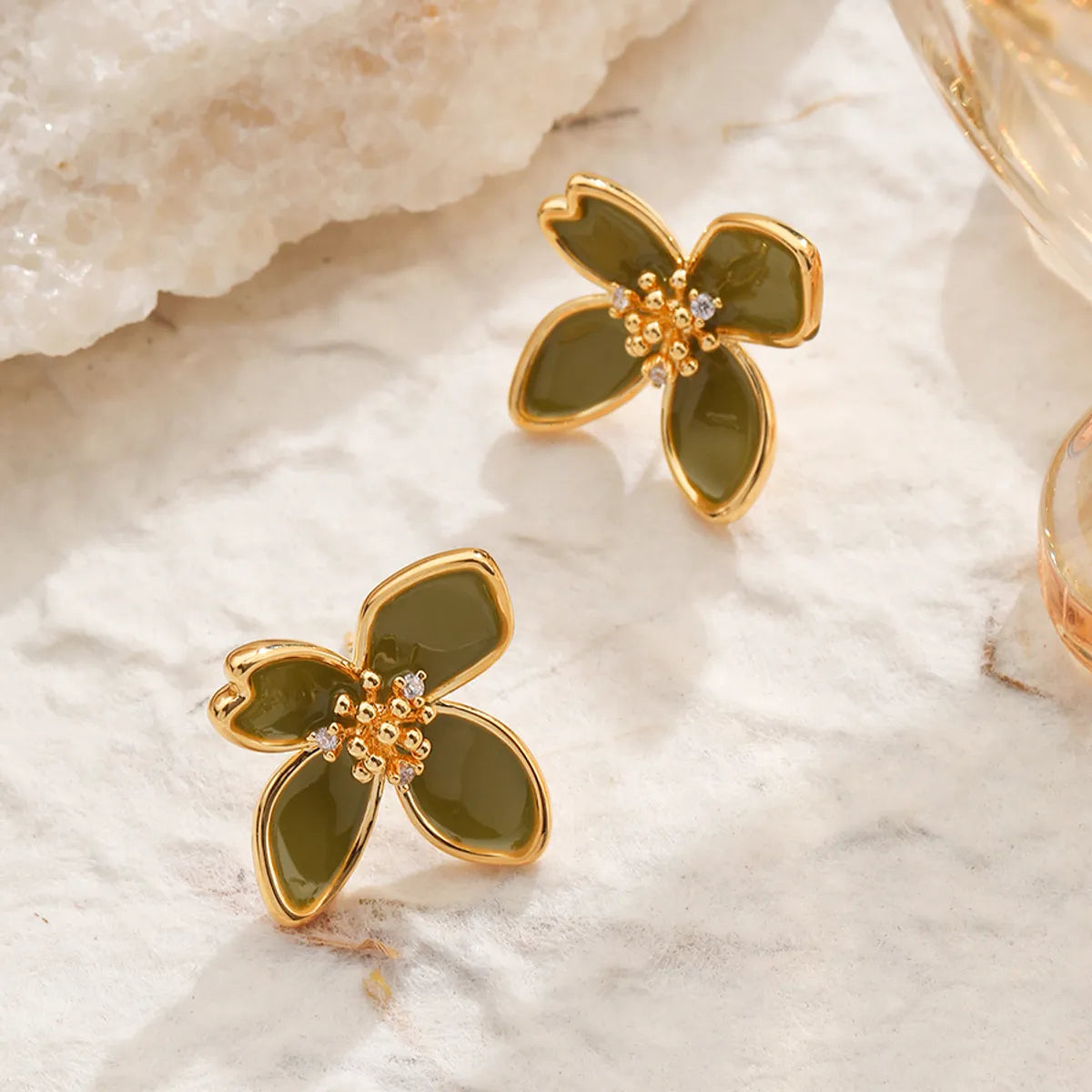 1 Pair Original Design Romantic Flower Enamel Inlay Copper Artificial Pearls Rhinestones Zircon 18K Gold Plated Ear Studs