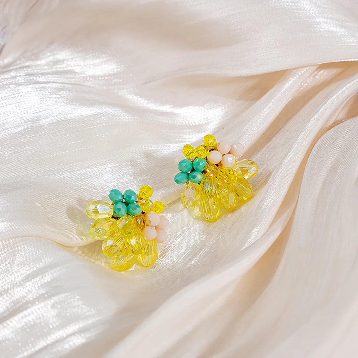 1 Pair Pastoral Fruit Artificial Crystal Plating Women'S Earrings