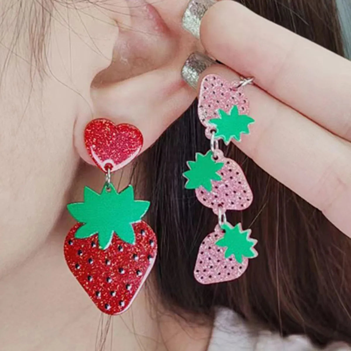 1 Pair Pastoral Strawberry Arylic Drop Earrings