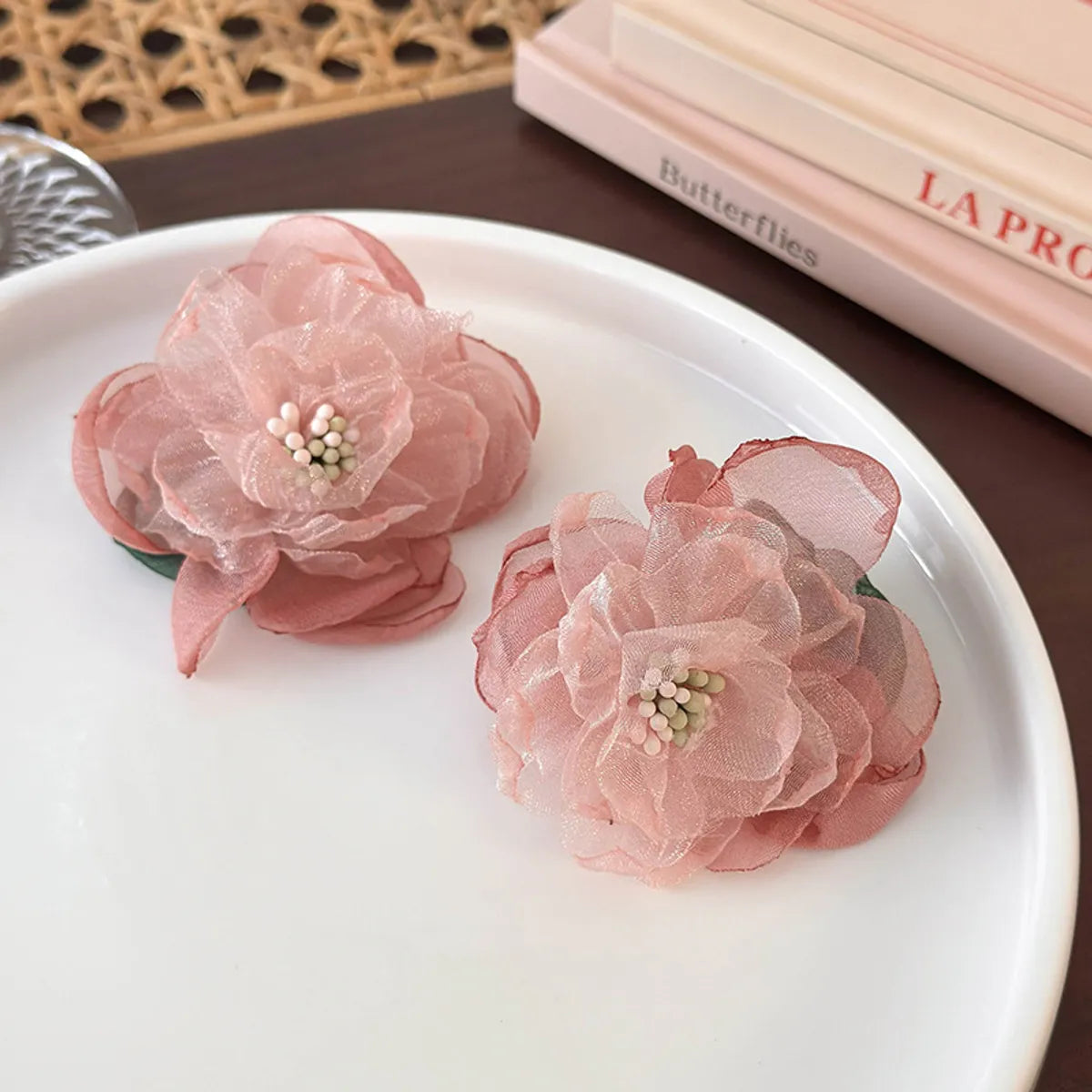 1 Pair Princess Flower Gauze Ear Studs