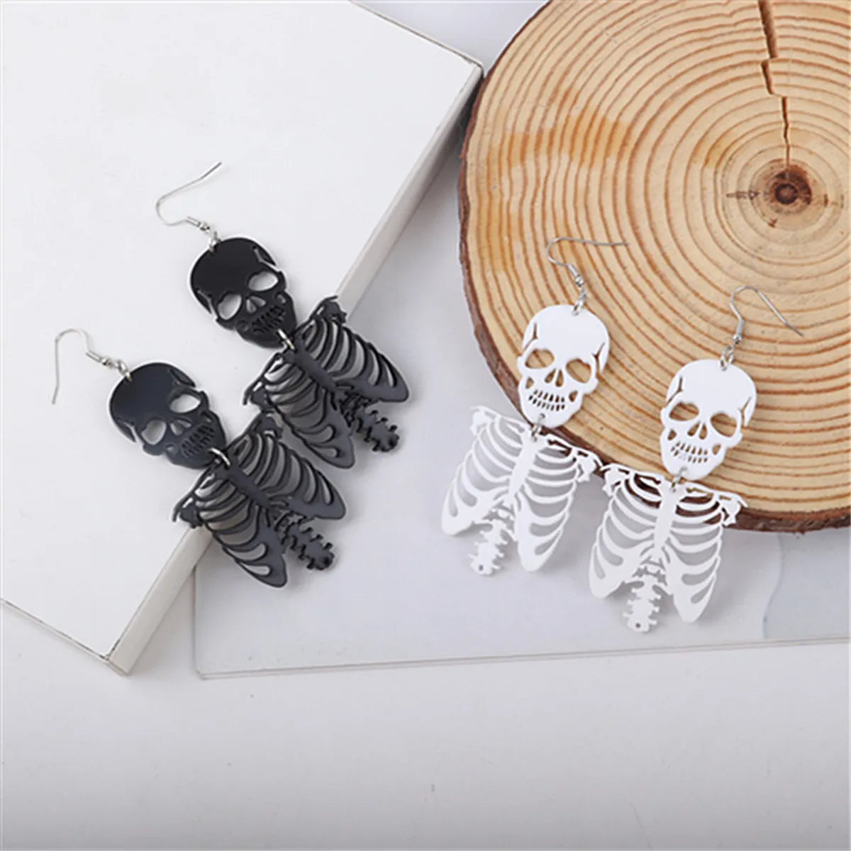 1 Pair Punk Skull Arylic Earrings