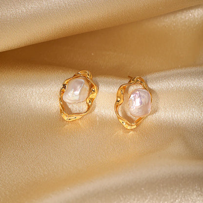 1 Pair Retro Baroque Style Irregular Plating Inlay Freshwater Pearl Copper Zircon 18k Gold Plated Earrings