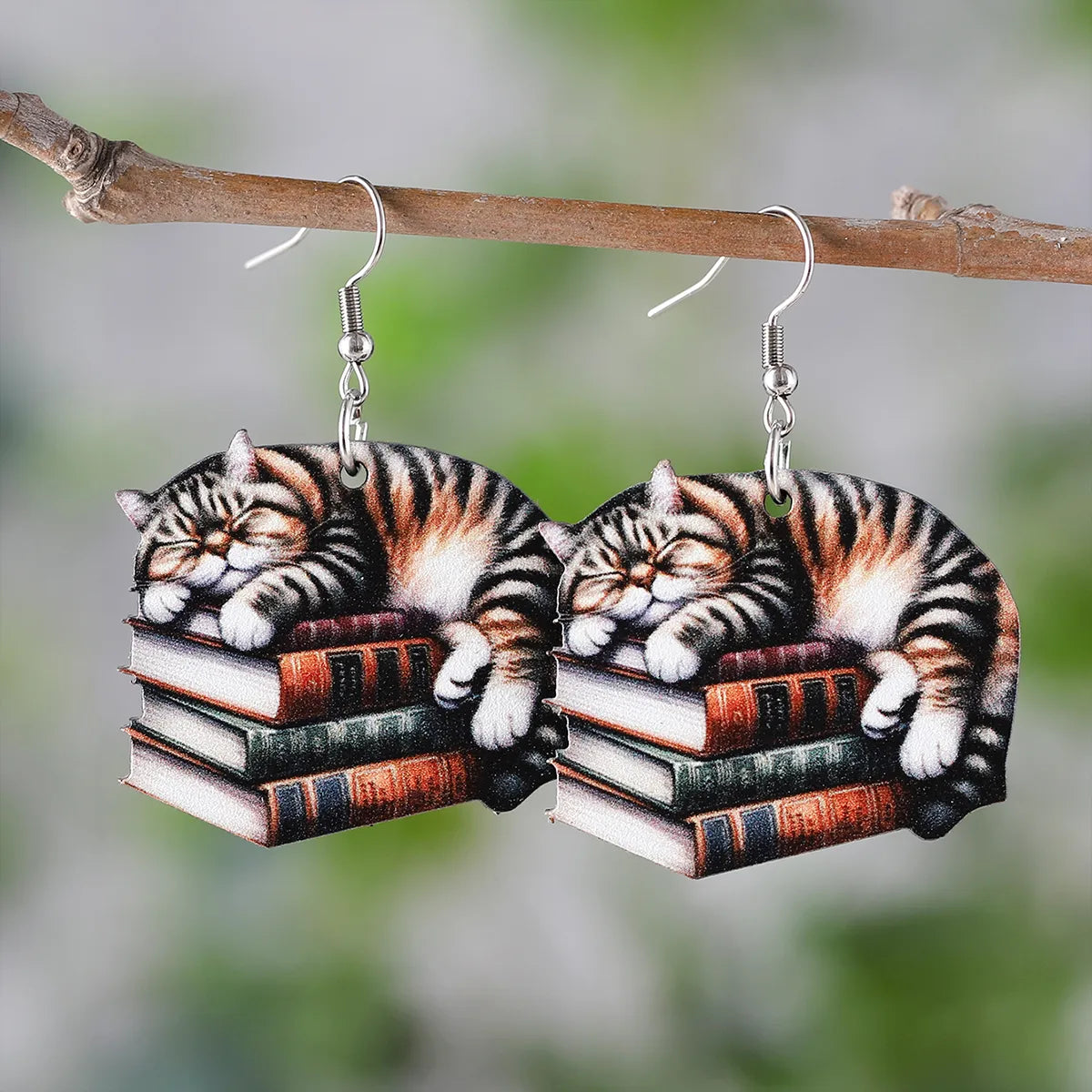 1 Pair Retro Book Cartoon Cat Wood Drop Earrings