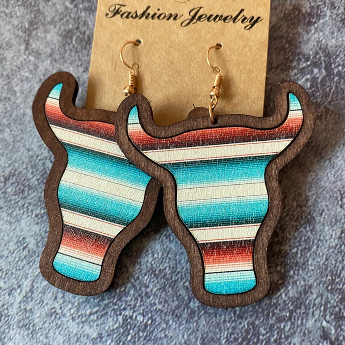 1 Pair Retro Bull Head Wood Women'S Drop Earrings