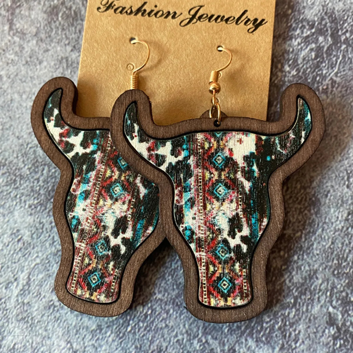 1 Pair Retro Bull Head Wood Women'S Drop Earrings