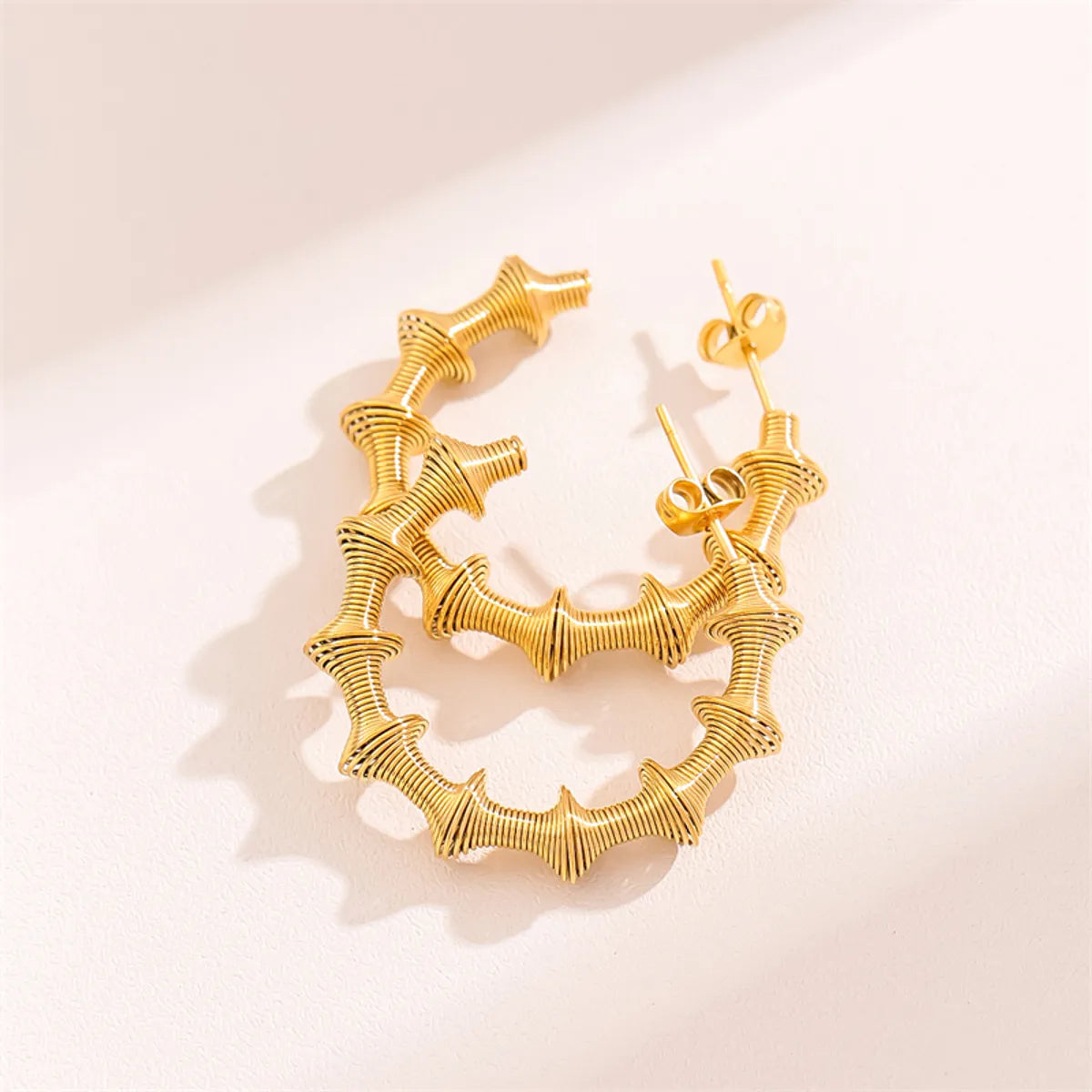 1 Pair Retro C Shape Plating Stainless Steel 18k Gold Plated Hoop Earrings