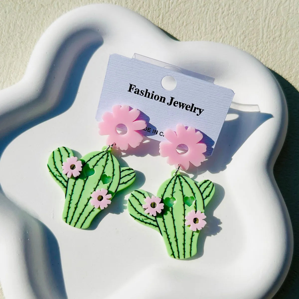 1 Pair Retro Cactus Arylic Drop Earrings