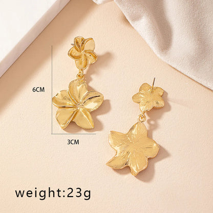 1 Pair Retro Commute Flower Plating Alloy Gold Plated Drop Earrings