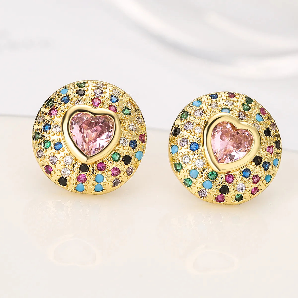 1 Pair Retro Commute Heart Shape Flower Copper Plating Inlay Zircon 18k Gold Plated Ear Studs