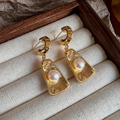 1 Pair Retro Commute Shiny Geometric Plating Inlay Copper Freshwater Pearl Zircon 18k Gold Plated Drop Earrings