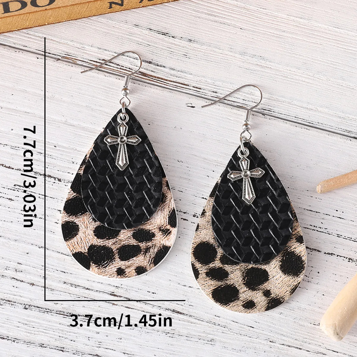 1 Pair Retro Cowboy Style Cross Water Droplets Leopard Layered Pu Leather Drop Earrings