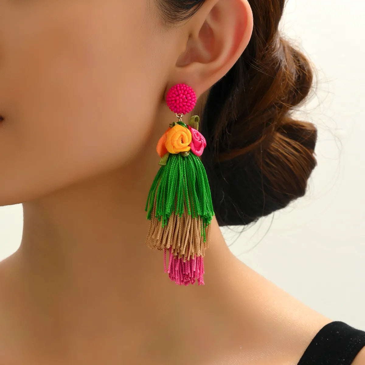 1 Pair Retro Ethnic Style Bohemian Flower Beaded Tassel Cotton Thread Drop Earrings