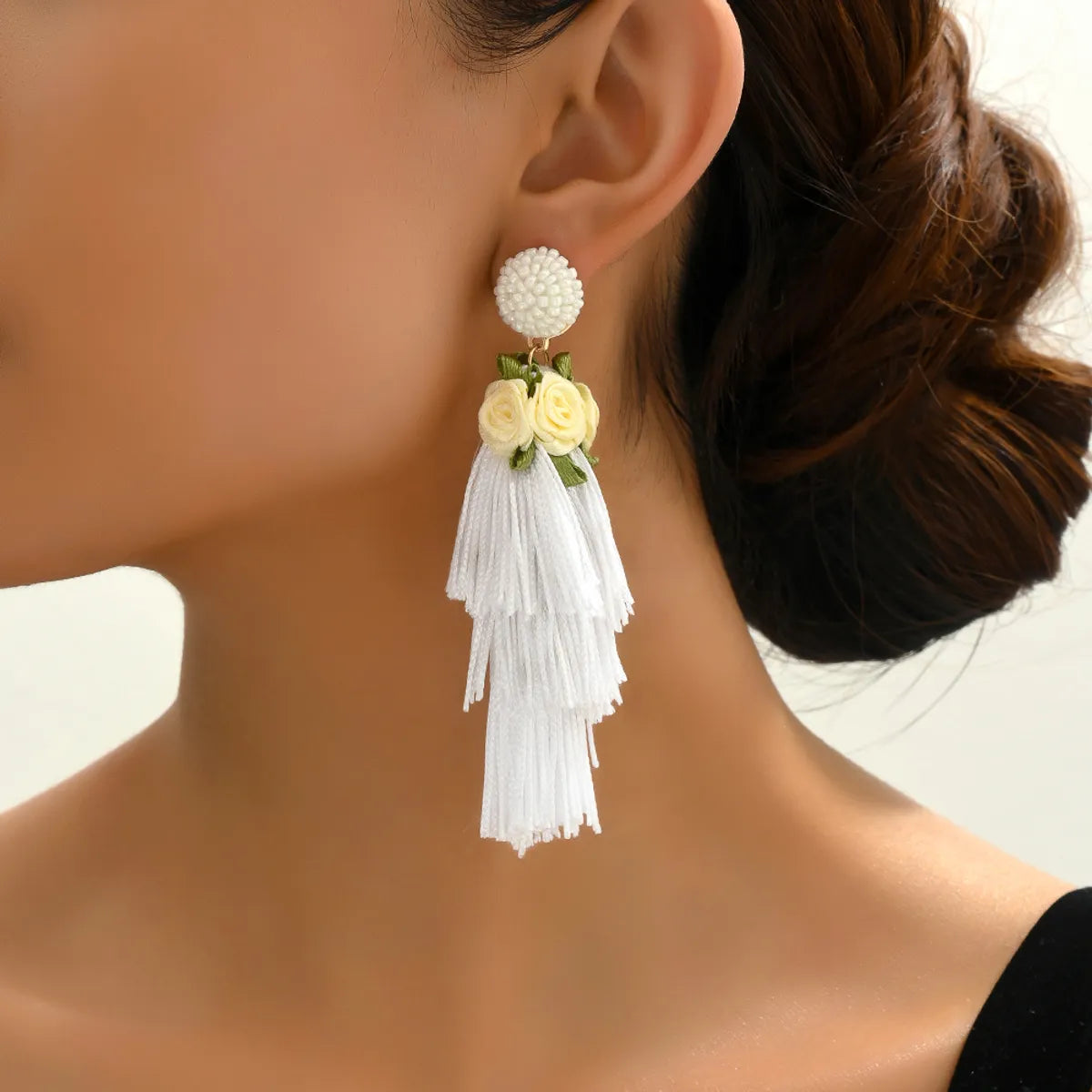 1 Pair Retro Ethnic Style Bohemian Flower Beaded Tassel Cotton Thread Drop Earrings