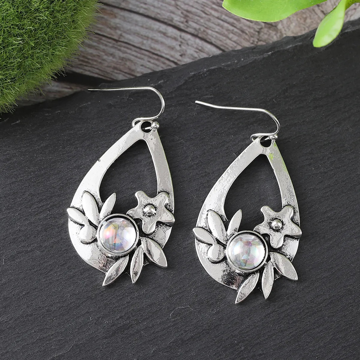 1 Pair Retro Ethnic Style Round Inlay Zinc Alloy Rhinestones Drop Earrings