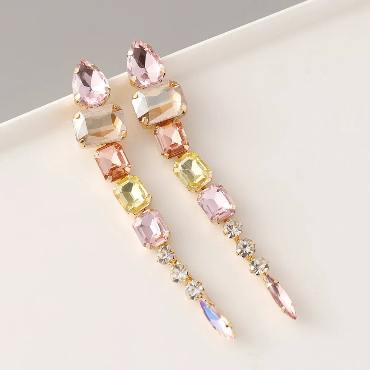 1 Pair Retro Exaggerated Geometric Inlay Zinc Alloy Rhinestones Glass Drop Earrings