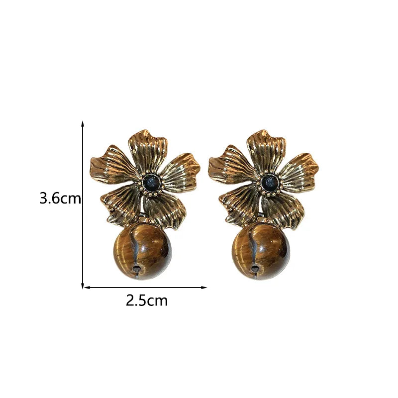 1 Pair Retro Exaggerated Leaves Flower Inlay Alloy Tiger Eye Drop Earrings