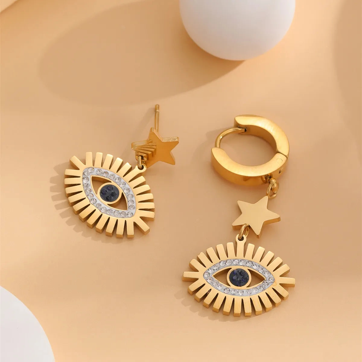 1 Pair Retro Eye Plating Inlay Stainless Steel Rhinestones Gold Plated Drop Earrings