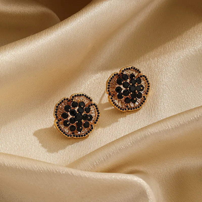 1 Pair Retro Flower Bee Plating Inlay Copper Agate Zircon 18k Gold Plated Ear Studs