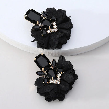 1 Pair Retro Flower Cloth Inlay Rhinestones Women'S Ear Studs