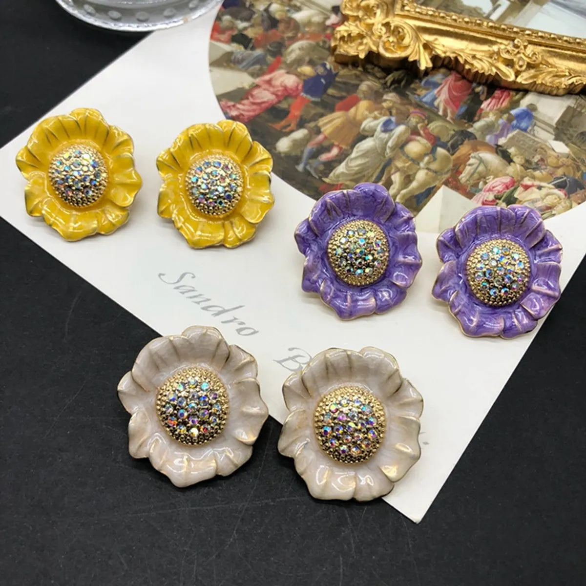 1 Pair Retro Flower Plating Alloy Ear Studs