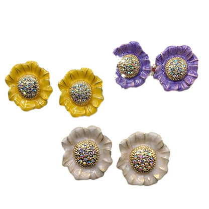 1 Pair Retro Flower Plating Alloy Ear Studs