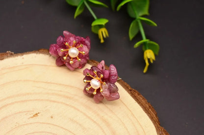 1 Pair Retro Flower Plating Inlay Copper Natural Stone Pearl 18k Gold Plated Ear Studs