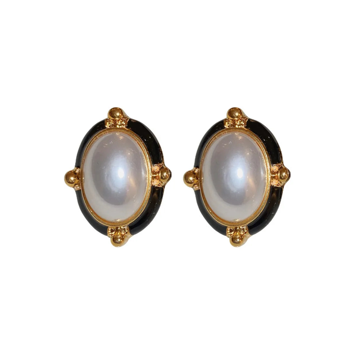 1 Pair Retro Geometric Enamel Imitation Pearl Copper Ear Studs