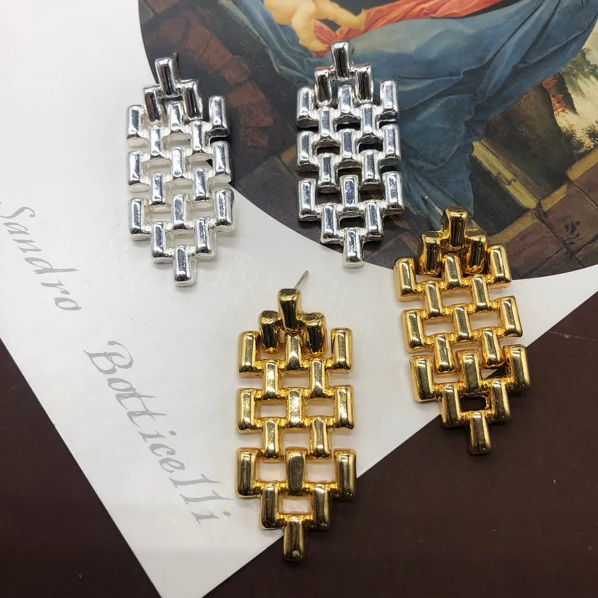 1 Pair Retro Geometric Plating Alloy Ear Studs