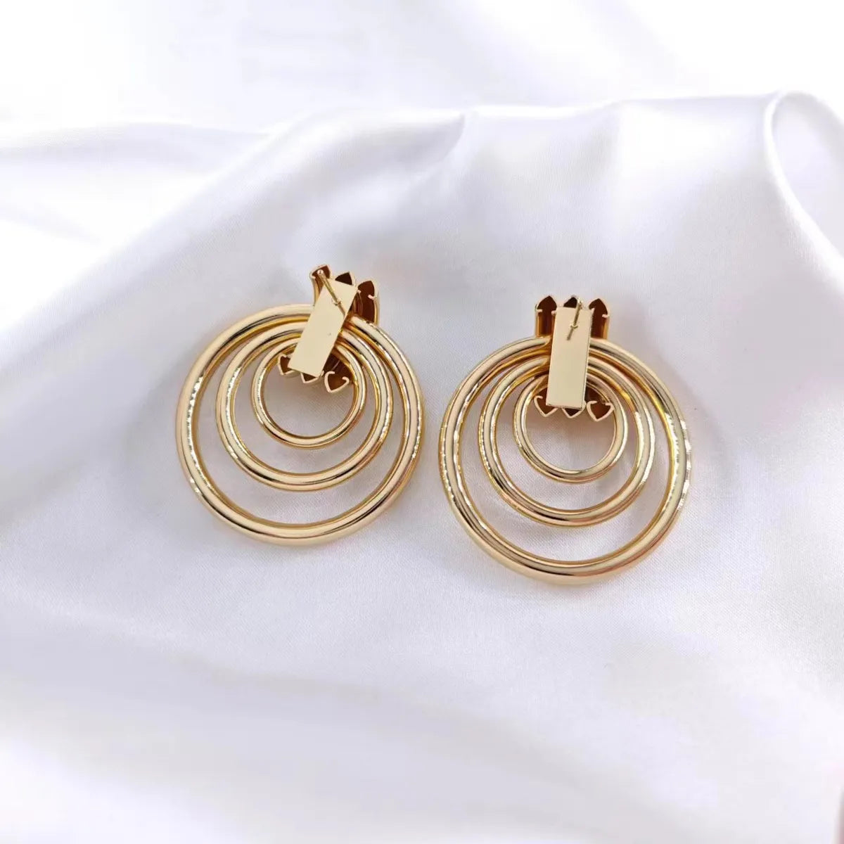 1 Pair Retro Geometric Plating Iron Earrings