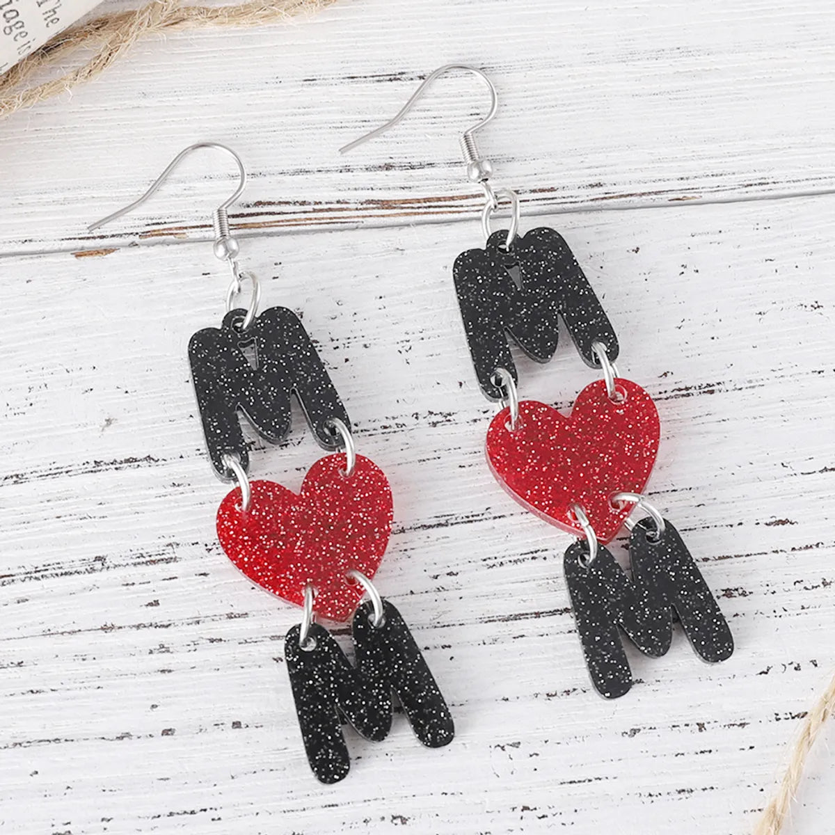 1 Pair Retro Heart Shape Butterfly Arylic Drop Earrings