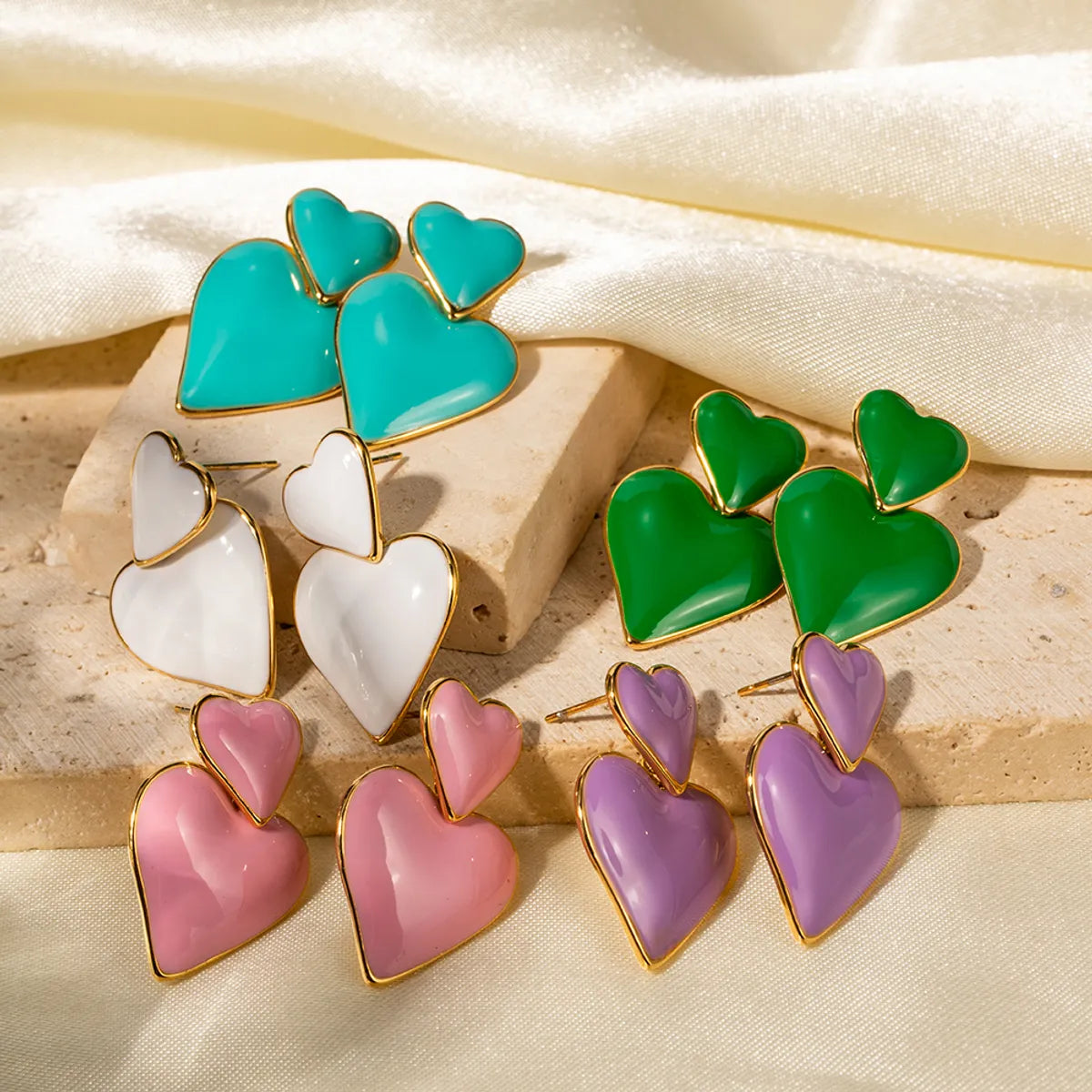 1 Pair Retro Heart Shape Enamel Plating Stainless Steel 18k Gold Plated Drop Earrings