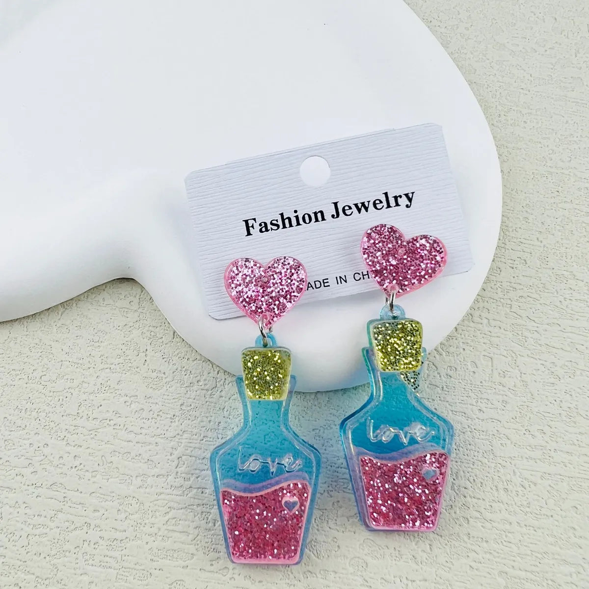 1 Pair Retro Heart Shape Printing Arylic Drop Earrings